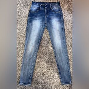 5 FOR $20 Wallflower High Rise Skinny Jeans size 11